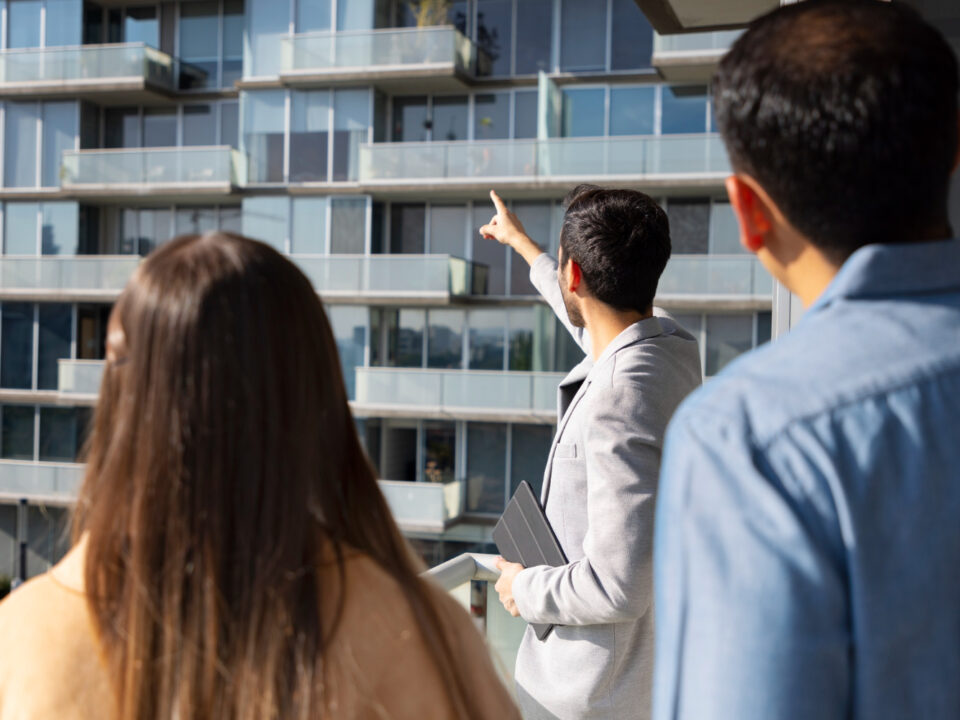 Checklist: O Que Não Esquecer na Vistoria Imobiliária