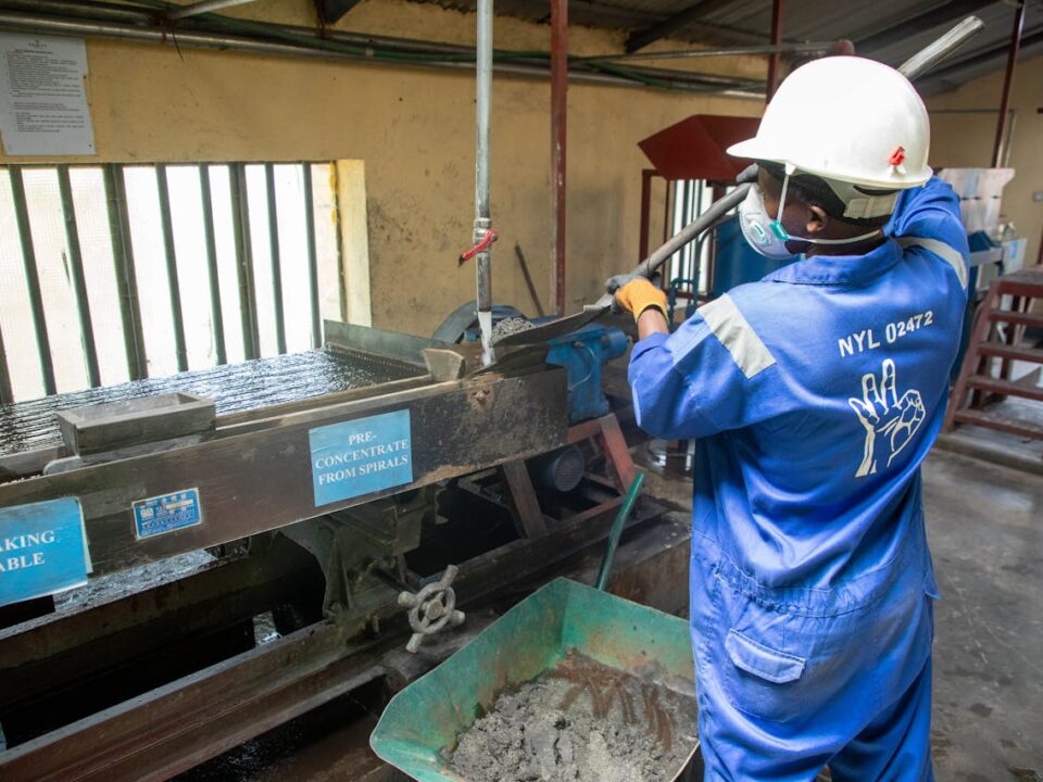 A Importância das Normas Regulamentadoras na Indústria